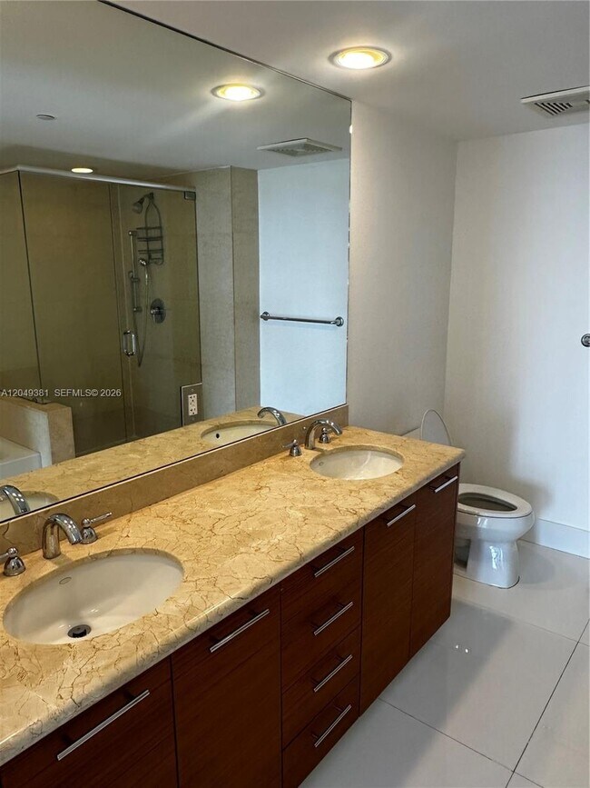 Building Photo - 50 Biscayne Blvd