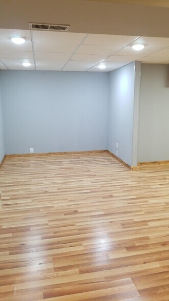 Living Room - 1221 Alameda St