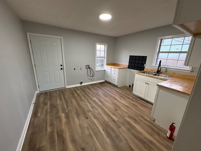 Building Photo - 951 Norris St