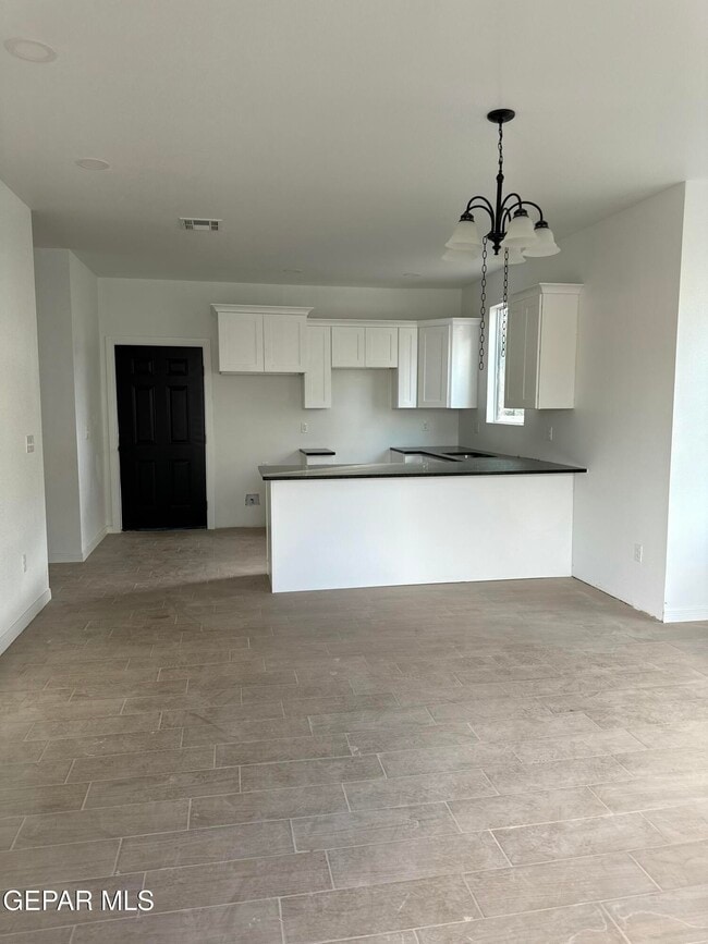 Building Photo - 12742 Acevedo Dr