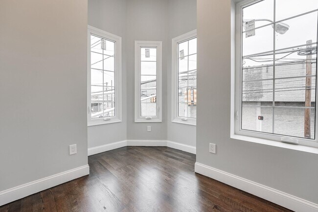 Building Photo - 130 West Side Ave