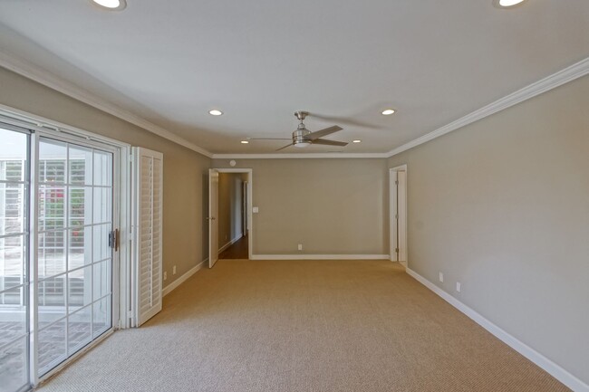 Building Photo - REMODELED, BRIGHT & AIRY, 4BR3BA HOME W/ G...