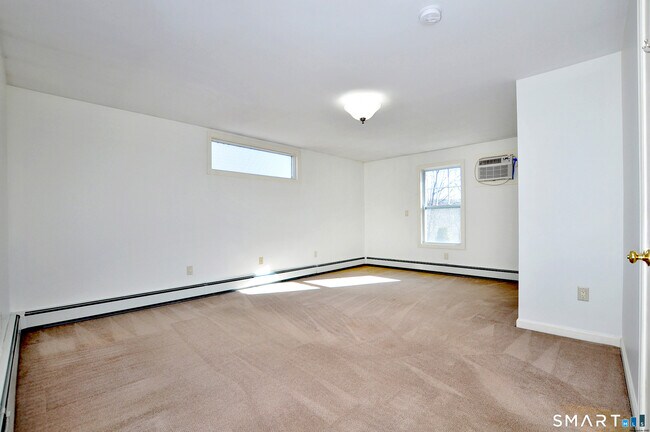 Building Photo - 48 Claire Hill Rd