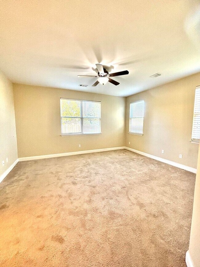 Building Photo - Charming 2 Bedroom in Tanner Plantation