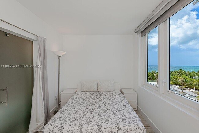 Building Photo - 2301 Collins Ave