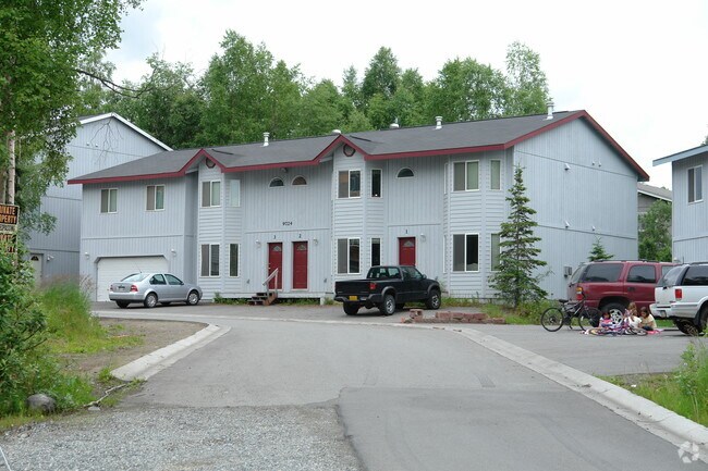 Building Photo - 9720-9732 Morningside Loop