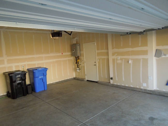 Building Photo - 8785 Sheldon Terrace Ln