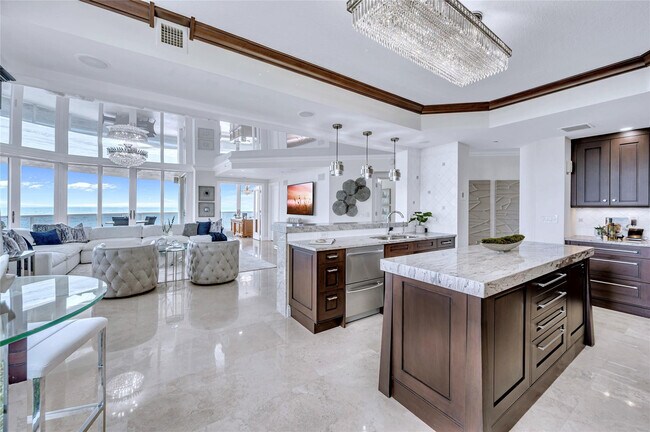 Building Photo - 3200 N Ocean Blvd