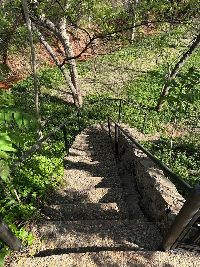 Building Photo - Cottage on Elm Creek;  fully furnished, all bills paid!