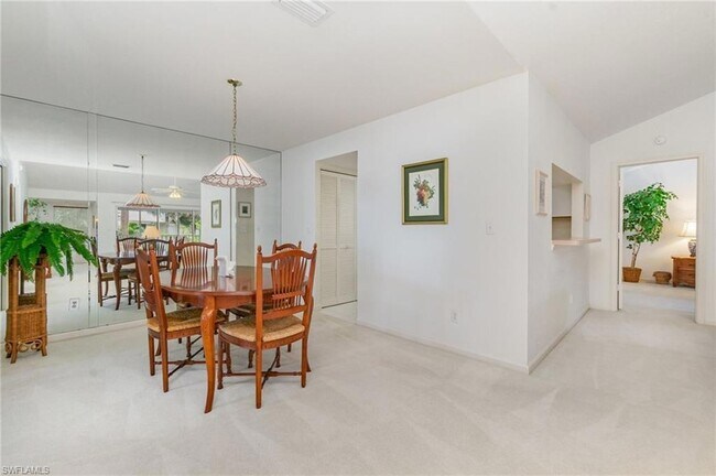 Building Photo - 4111 Lake Forest Dr