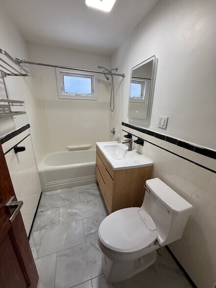 Building Photo - 56 Edgecliff Rd