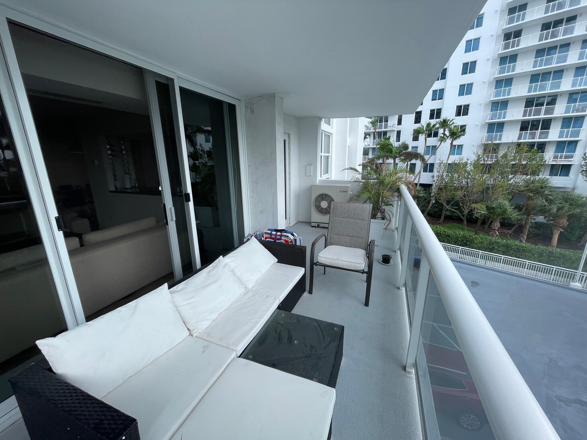 Building Photo - 2841 N Ocean Blvd