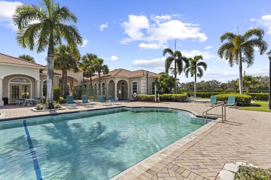 Building Photo - 6752 Heritage Grande