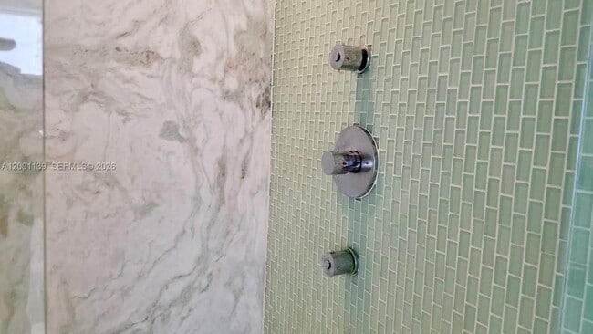 Building Photo - 625 93rd St