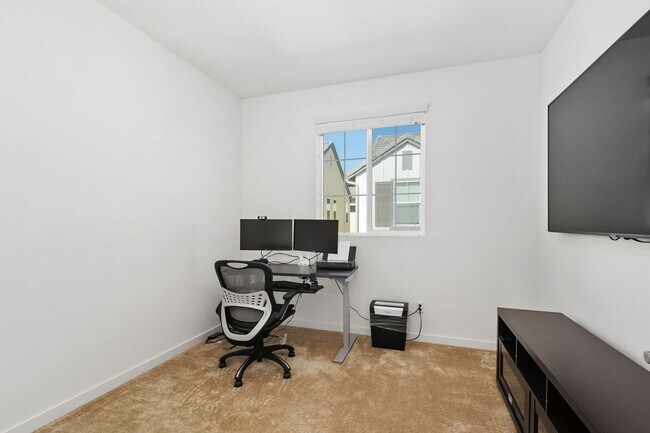 Building Photo - New Community - Temecula - New House Corne...