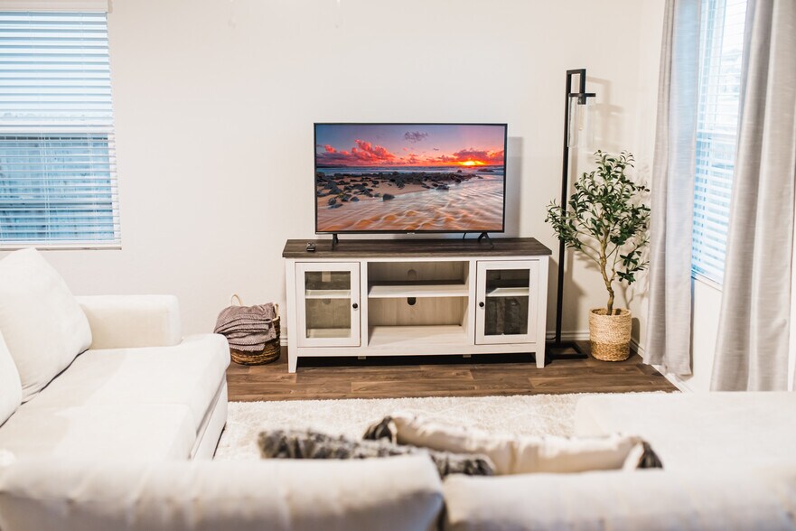 Building Photo - 2610 Wentwood Run