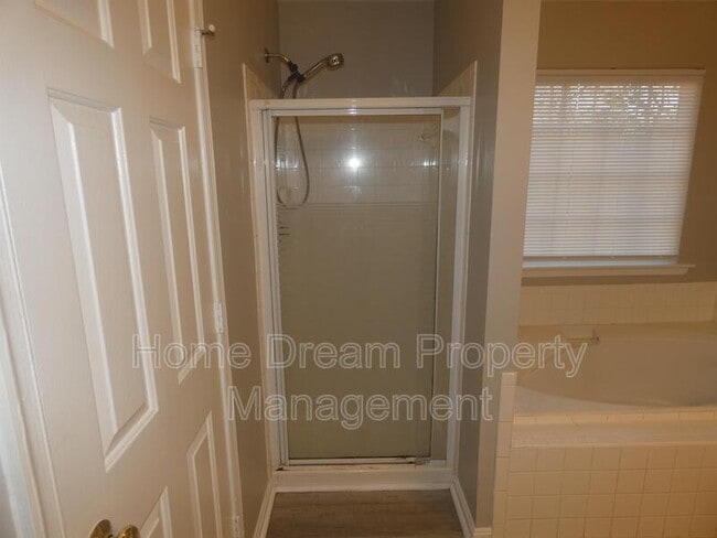 Building Photo - 5408 Veld Ct