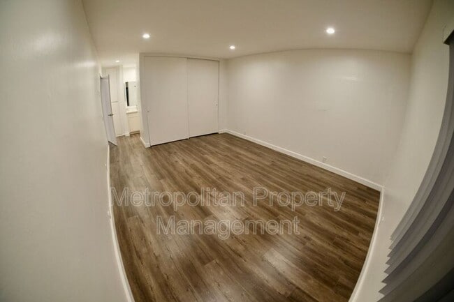 Building Photo - 4600 Lamont St