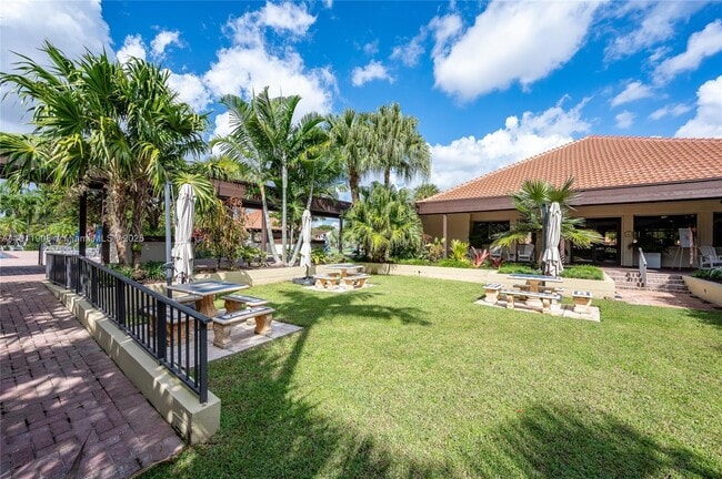 Building Photo - 11339 SW 132nd Pl