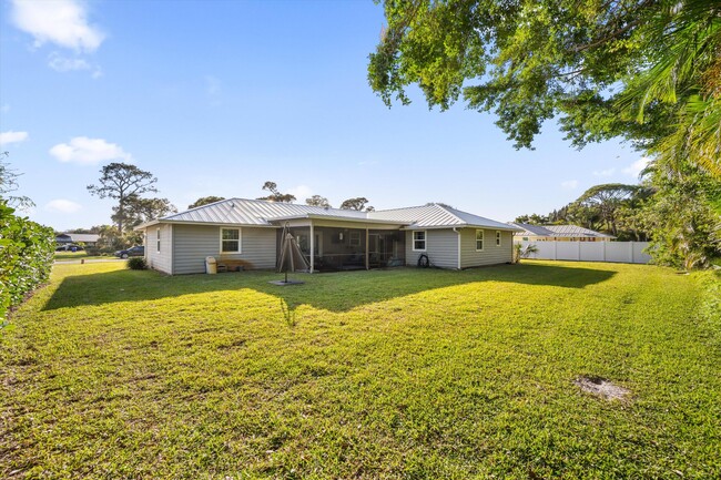 Building Photo - 3561 SE Micanopy Terrace