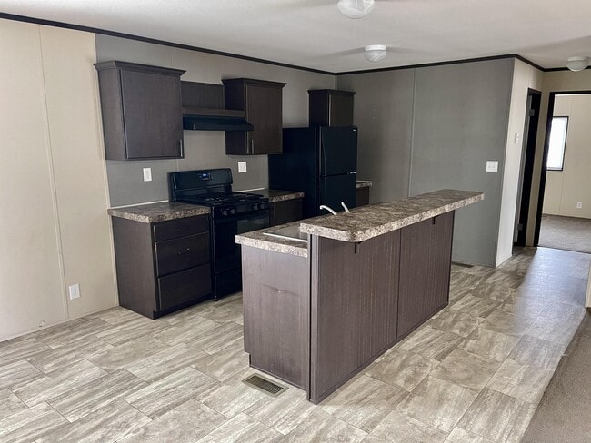 Building Photo - 1900 S 1100 W