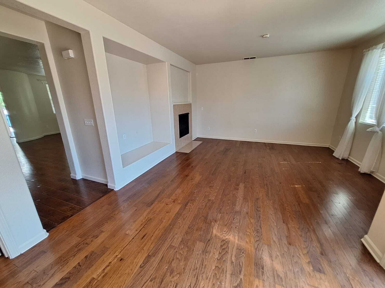 Building Photo - 5066 Trouville Ln