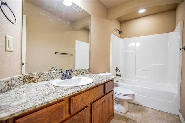 Building Photo - 4312 W Murfield Dr
