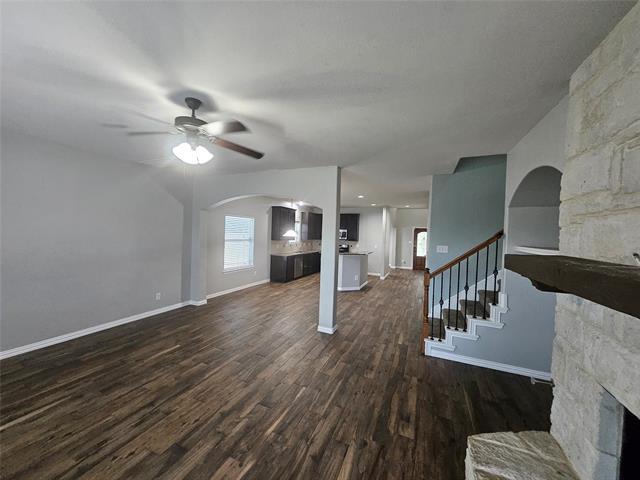 Building Photo - 727 Sendero Rd