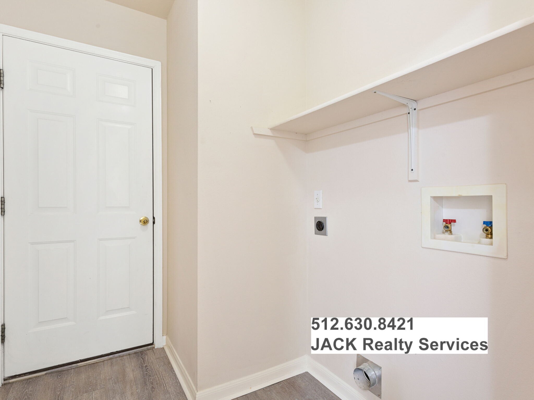 Building Photo - 115 Bell Meadows Dr