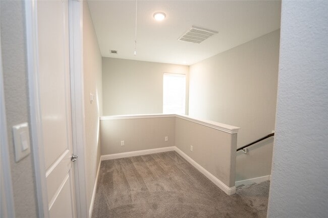 Building Photo - 5411 Camaguey St