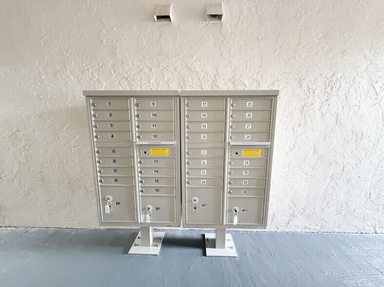 Building Photo - 7917 SW 104th St