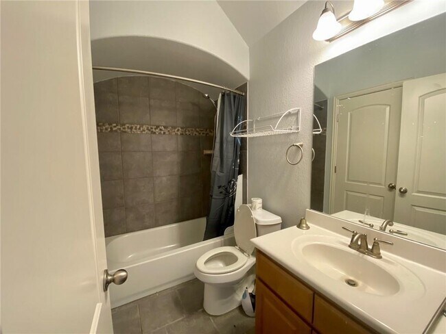 Building Photo - 2428 Turtle Mountain Bend