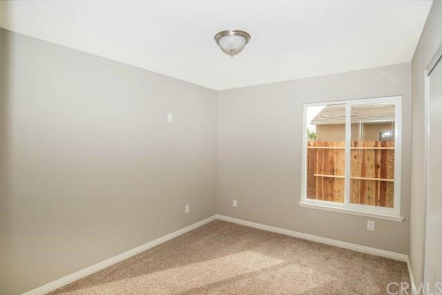 Building Photo - 2057 S Cherry Ave