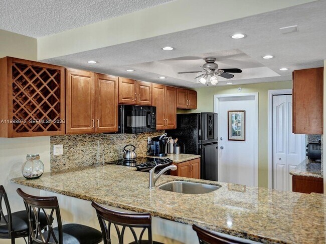 Building Photo - 1500 S Ocean Blvd