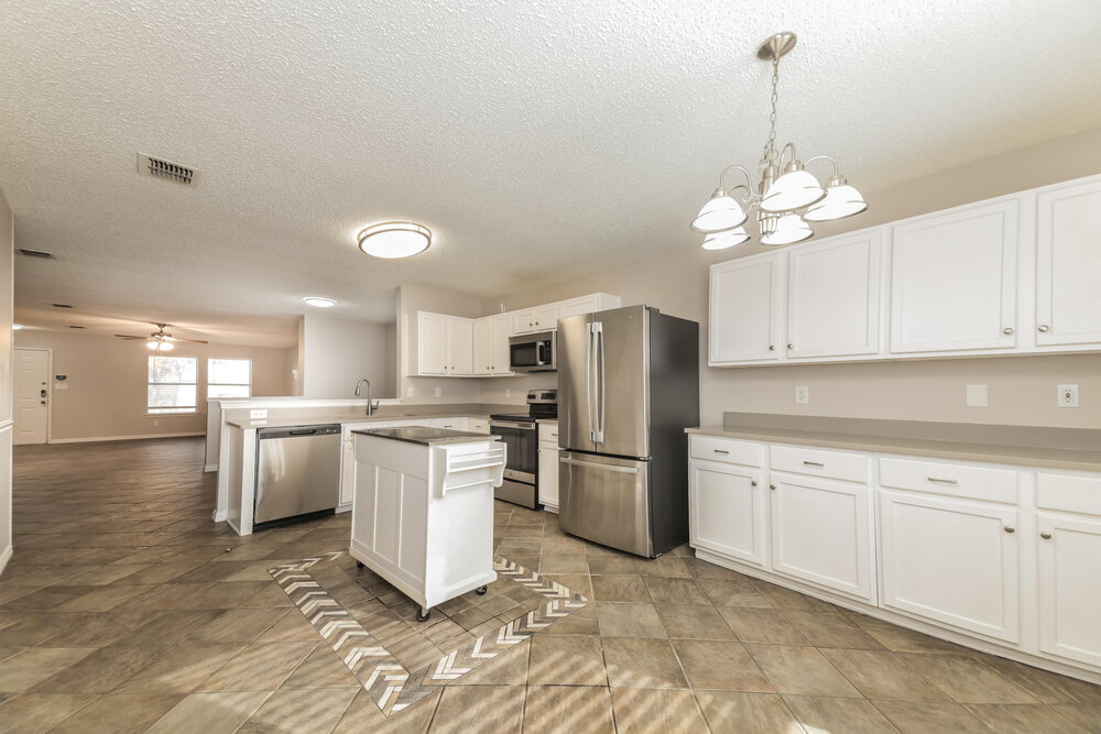 Building Photo - 4407 Cedar Crest Dr