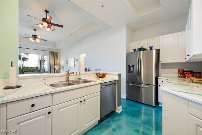 Building Photo - 2743 First St