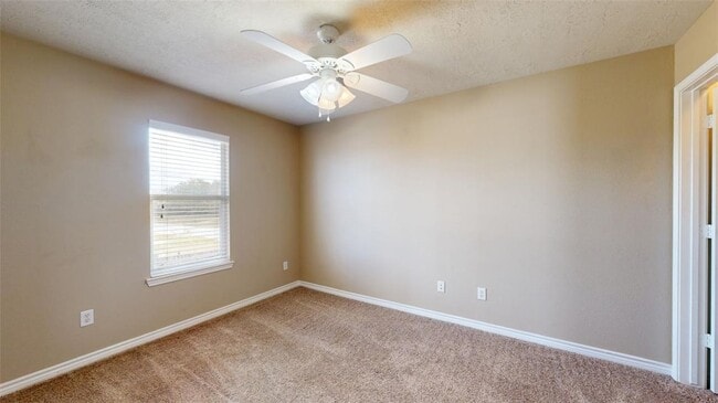 Building Photo - 4023 Southern Trace Dr