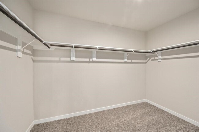 Building Photo - 29422 Pikes Peak Dr
