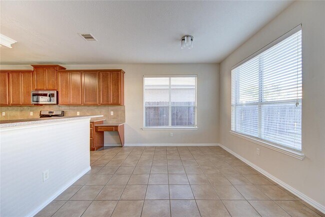 Building Photo - 18306 Wendy Glinn Way