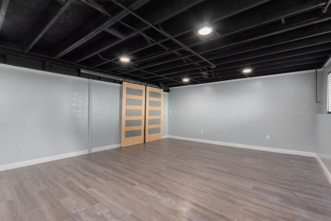 Building Photo - 182 Malibu Dr