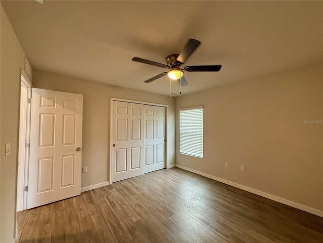 Building Photo - 14 Serene Pl