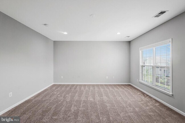 Building Photo - 22247 Waterberry Terrace