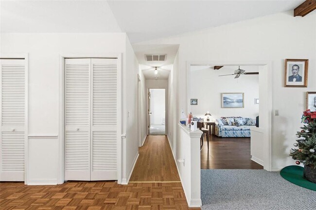 Building Photo - 24 Chippeway Ct