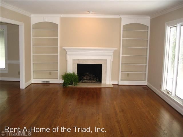 Building Photo - 3 br, 3 bath House - 7 Ramsgate Court