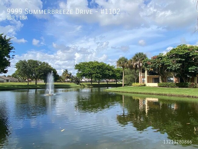 Building Photo - Spacious 1/1 in Summerbreeze Condominums