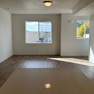 Building Photo - 238 Paramount Ave