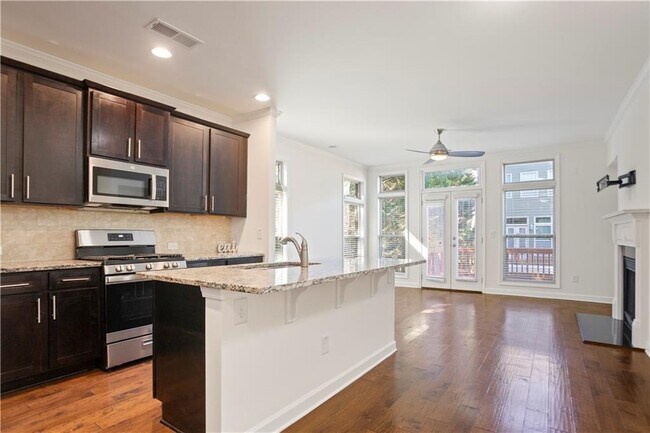 Building Photo - 2253 Lavista Ct NE