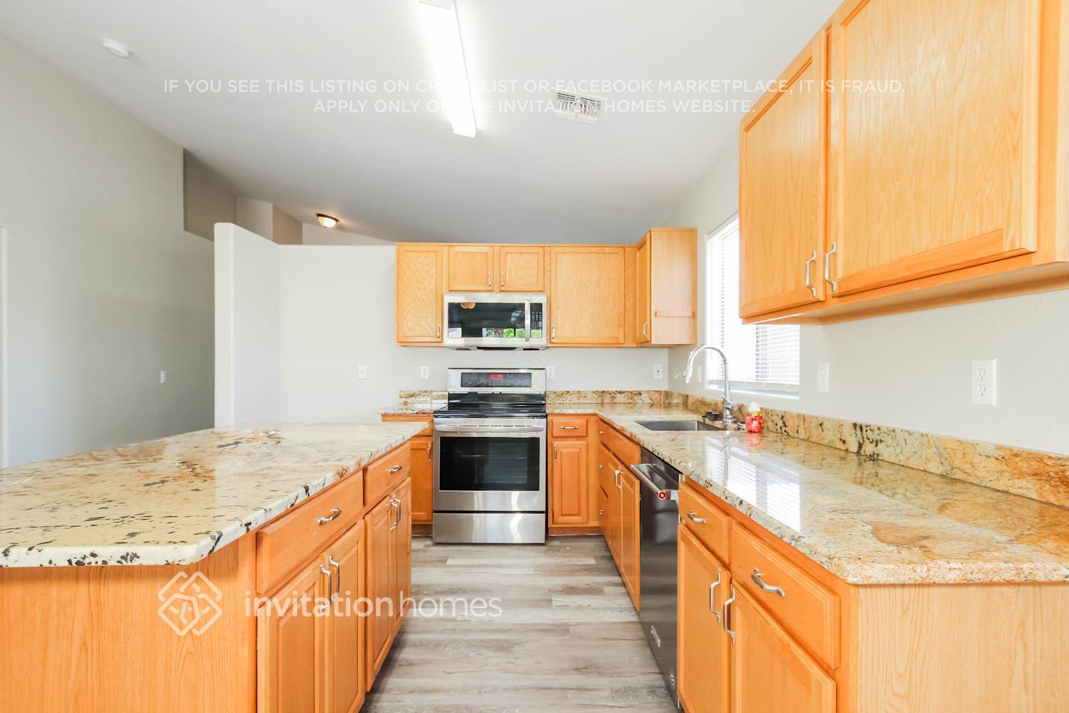 Building Photo - 13013 N 130th Ln