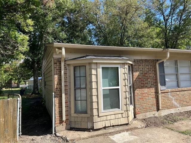 Building Photo - 3200 Santiago Dr