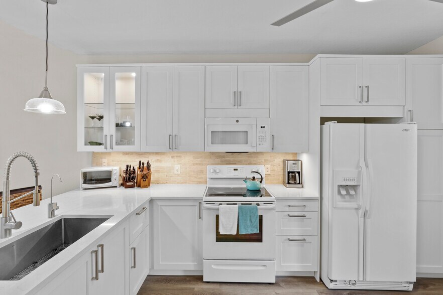 Building Photo - 1625 Windy Pines Dr